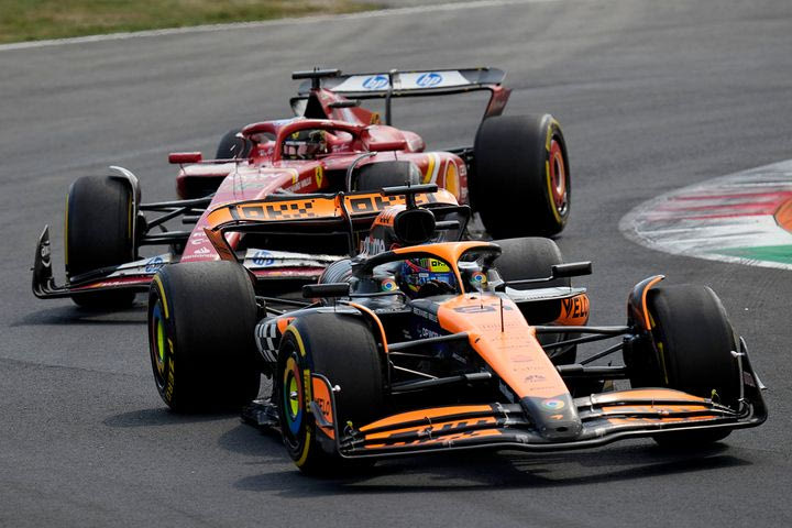 Πώς θα στεφθεί πρωταθλήτρια η McLaren και πώς η Ferrari στο Άμπου Ντάμπι -Ποια είναι τα σενάρια