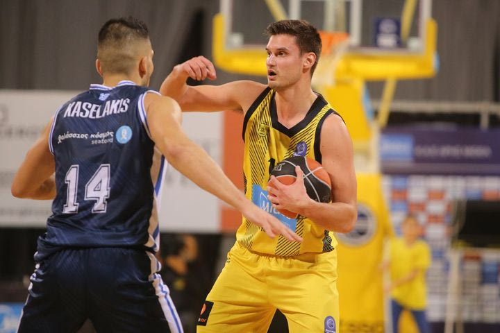 Τα highlights από τη νίκη της Καρδίτσας επί του Άρη στο Αλεξάνδρειο