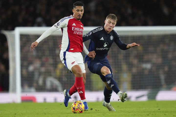 Άρσεναλ – Μάντσεστερ Γιουνάιτεντ 2-0: Οι κανονιέρηδες προσγείωσαν τον Αμορίμ στην αγγλική πραγματικότητα και μείωσαν την απόσταση από την κορυφή