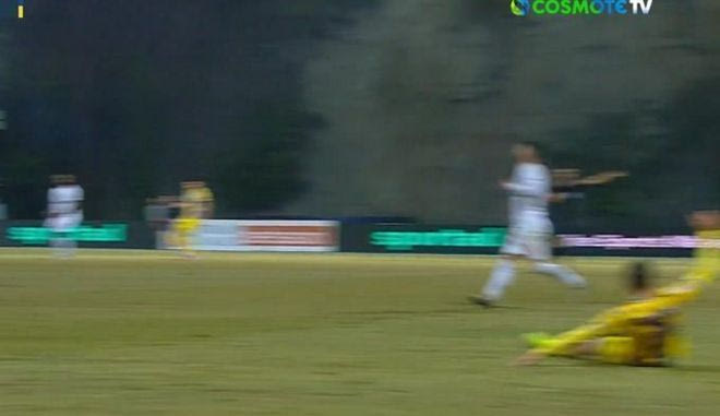 Ο Μπαρτόλο από την άσπρη βούλα έκανε το 0-2 για τον Αστέρα