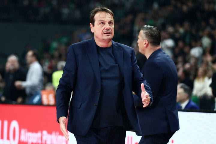 Αταμάν: “Μετά την Εφές είδα έναν πανικό μέσα και γύρω από την ομάδα, εγώ έχω αυτοπεποίθηση, οι στόχοι παραμένουν ίδιοι”