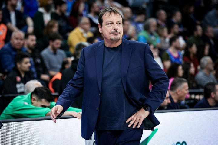 Αταμάν: “Φρικτή εμφάνιση, παίξαμε σαν παιδική ομάδα”