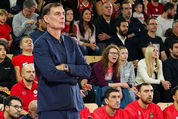 Ο Γιώργος Μπαρτζώκας στο SPORT24: “Αυτά τα παιχνίδια τα κρίνουν οι αποφάσεις των παικτών”