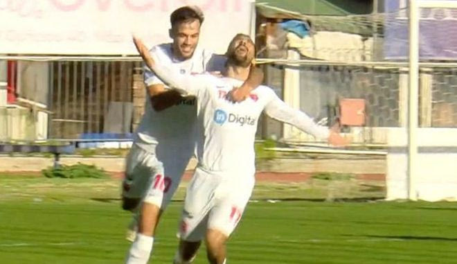 Ο Μπουρλάκης με φοβερή απευθείας εκτέλεση φάουλ άνοιξε το σκορ για τον Πανιώνιο