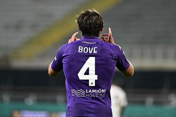 Ατζέντης Μπόβε στην Corriere dello Sport: “Μας πίεσαν να αποδεχτούμε πρόταση της Νότιγχαμ, ενώ υπήρξε σκέψη και για δανεισμό στον Ολυμπιακό”