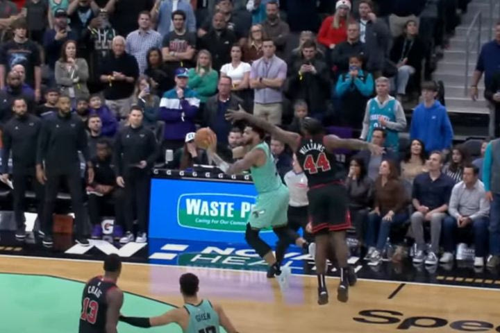 NBA: Το “τρελό” τρίποντο του Μπρίτζες στην κορυφή του Top-10 της βραδιάς