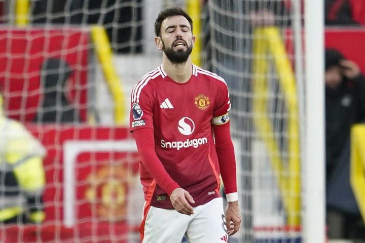 Μάντσεστερ Γιουνάιτεντ – Μπόρνμουθ 0-3: Το καράβι των “Κόκκινων Διαβόλων” βυθίζει τον Αμορίμ, νέο χαστούκι στο Ολντ Τράφορντ