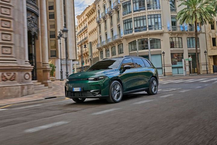 Το μεγάλο SUV της Leapmotor, με 950+ χλμ. αυτονομίας- Όλα τα οφέλη των ηλεκτρικών, χωρίς άγχος