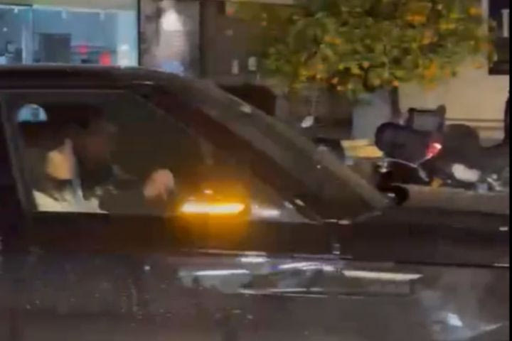 Τραυματισμός Λεσόρ: Ο Εργκίν Αταμάν στο πλευρό του Γάλλου στο νοσοκομείο – VIDEO του SPORT24 από την άφιξή του