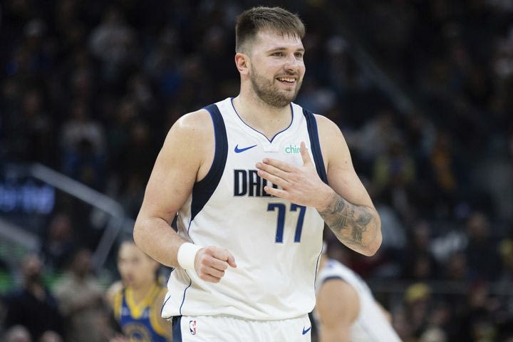 NBA: Τα highlights από το πληθωρικό triple-double του Λούκα Ντόντσιτς κόντρα τους Γουόριορς