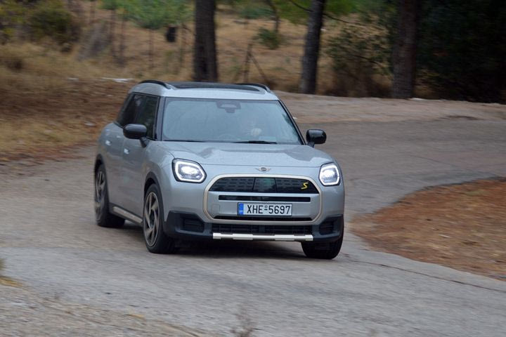 Δοκιμάζουμε το αμιγώς ηλεκτρικό Mini Countryman S με την τετρακίνηση και τους 313 ίππους
