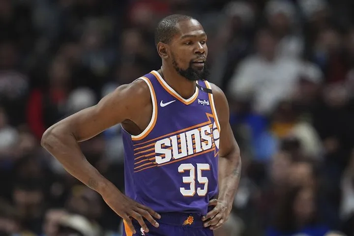 Κέβιν Ντουράντ: “Γρήγορη η ανταλλαγή στους Ρόκετς, πικρό το τέλος με τους Σανς”