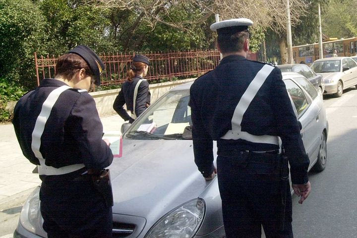 Νέος ΚΟΚ: Τότε θα πληρώνεις 2000 ευρώ και πότε θα σου παίρνουν το δίπλωμα για 7 χρόνια