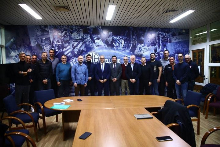 ΕΟΚ: Συμφωνία με τους μάνατζερ παικτών για το ηλικιακό φάσμα εκπροσώπησης αθλητών