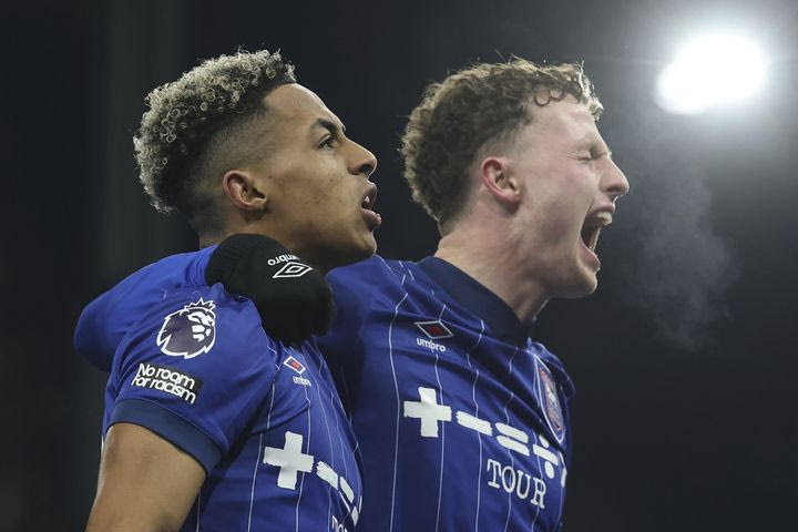 Η πρόταση της ημέρας από το Match Money: Σκοράρει στον δρόμο η Ίπσουιτς, με το βλέμμα στον τελικό η Ρέξαμ