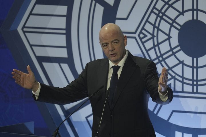 Κίνδυνος αποκλεισμού από το Παγκόσμιο Κύπελλο Συλλόγων για μία εκ των Λεόν και Πατσούκα