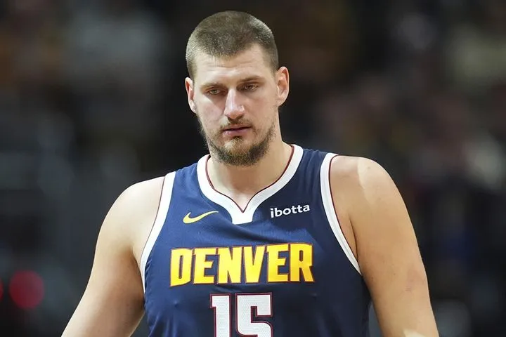 NBA: Οι “τριπλοί” Γιόκιτς και Γουέστμπρουκ πάτησαν τους Νετς, νίκη με 124-105 των Νάγκετς