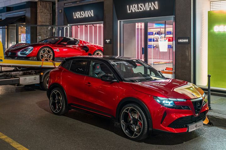 Το πιο όμορφο B-SUV της αγοράς είναι πιο προσιτό από όσο φαντάζεσαι- Η Alfa Romeo Junior με χαμηλή μηνιαία δόση