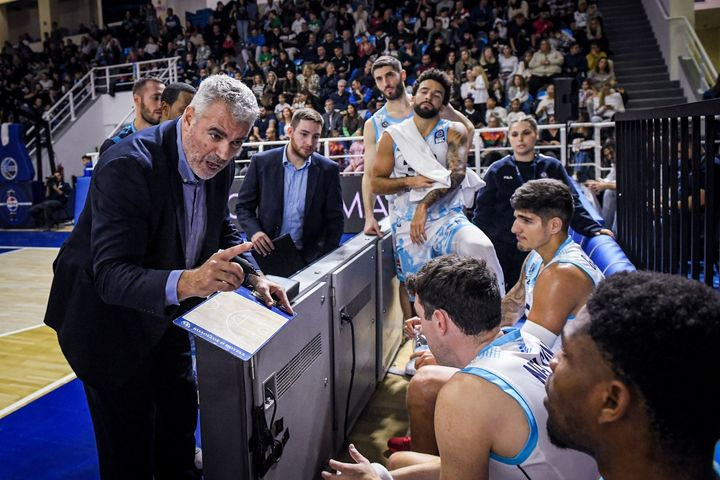 Ο Κολοσσός έφτασε στη Ρόδο, δυσκολίες για την επιστροφή των ανθρώπων της ομάδας στα σπίτια τους