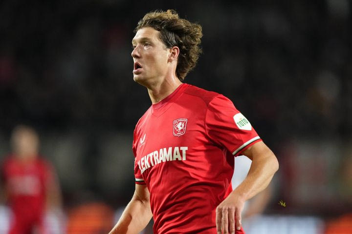 Αϊντχόφεν – Τβέντε 6-1: Βαριά ήττα για την αντίπαλο του Ολυμπιακού πριν από το ματς στο Καραϊσκάκης