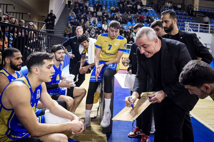 Κολοσσός – Περιστέρι: Ο Λιμνιάτης δέχθηκε μπουκάλι νερού, μετά το τέλος του ματς