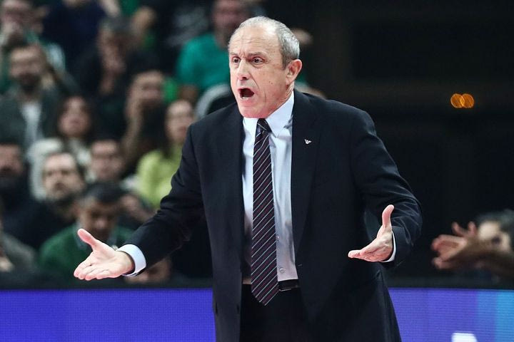 Αρμάνι Μιλάνο: Παραιτήθηκε ο Μεσίνα από την τεχνική ηγεσία των Ιταλών