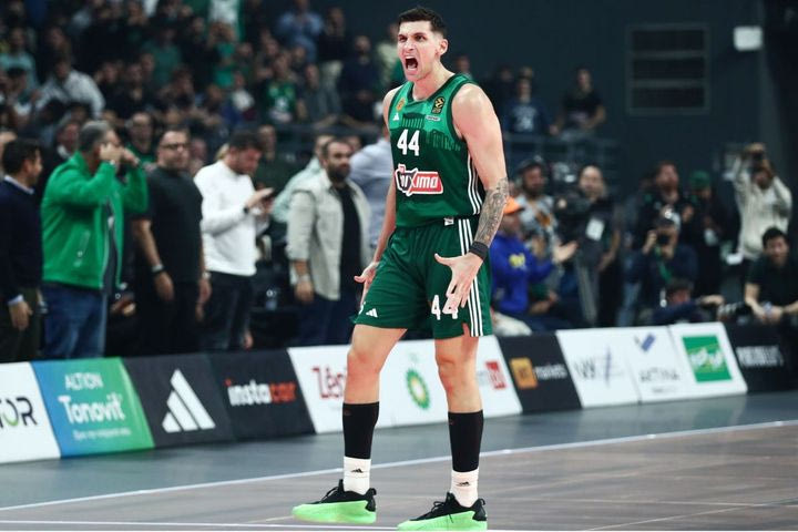 EuroLeague: Αναντολού Εφές – Παναθηναϊκός AKTOR & Ερυθρός Αστέρας – Ολυμπιακός στο παρκέ του Novasports