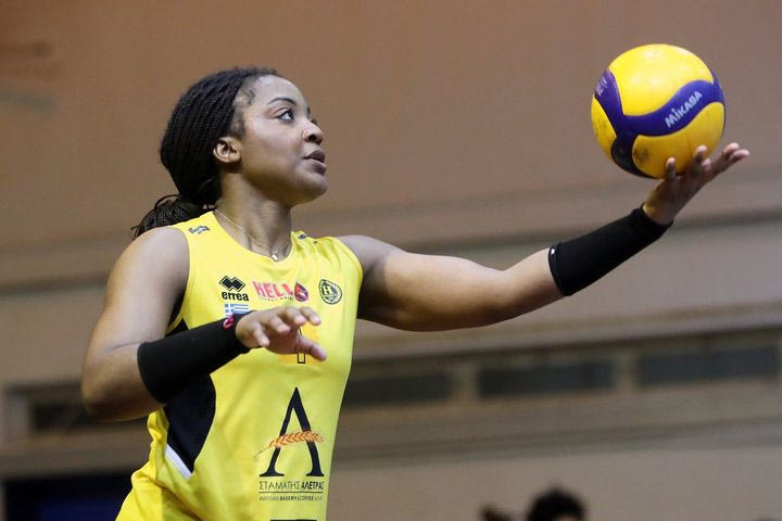 Ηλυσιακός: “Καλούμε την Ολινγκά να αποσύρει ή να ανασκευάσει τη δήλωσή της για χειραγωγημένα παιχνίδια”