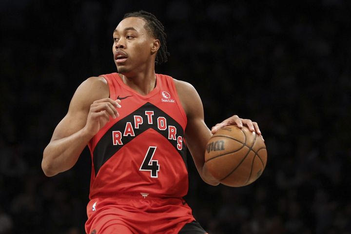 NBA: Οι Ράπτορς άλωσαν με 106-103 την έδρα των Σίξερς με σούπερ Μπαρνς, γιούχα σε Εμπίντ από τους φίλους της Φιλαντέλφεια