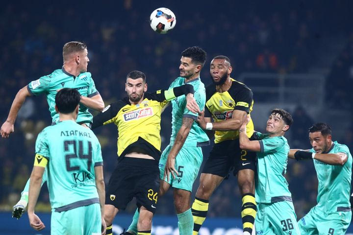 Stoiximan Super League: Η βαθμολογία μετά την ισοπαλία της ΑΕΚ με τον Λεβαδειακό