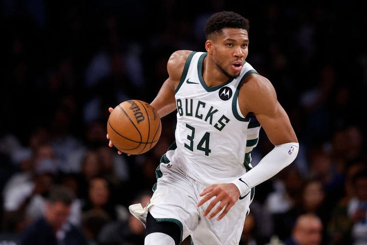 Θάντερ VS Μπακς: Ο τελικός του Emirates NBA Cup κάνει «τζάμπολ» στην COSMOTE TV