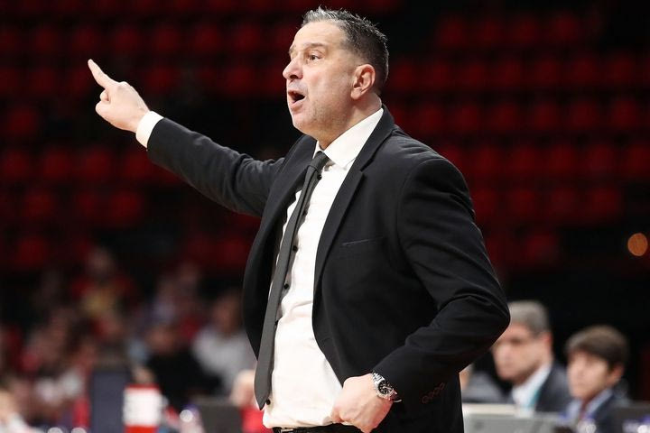 Τακιανός για τους αγώνες της Stoiximan GBL το μεσημέρι: “Το πρώτο βήμα είναι θετικό”