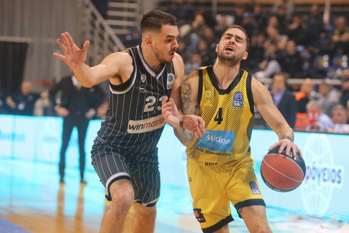 Πρόβλημα με Τολιόπουλο, έμεινε εκτός στο β’ μέρος του Άρης – ΠΑΟΚ
