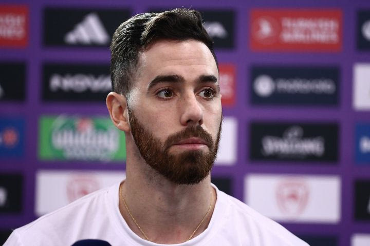 Βιλντόσα: “Πόλεμος το παιχνίδι με την Παρί, ο ρυθμός μας δεν έχει καμία σχέση με τον δικό τους”
