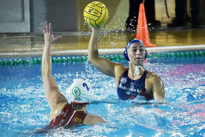 Α1 πόλο γυναικών: Άνετη επικράτηση και παραμονή στην κορυφή για τη Βουλιαγμένη, διπλό για Πανιώνιο και Εθνικό στις έδρες των Δικέφαλων