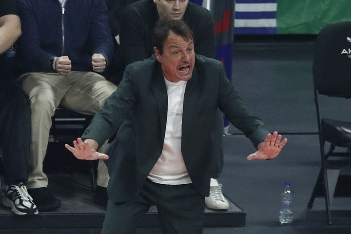 Αταμάν: “Απόψε θα γιορτάσουμε, από αύριο θα σκεφτούμε τι θα κάνουμε μετά από τον τραυματισμό του Γιούρτσεβεν”