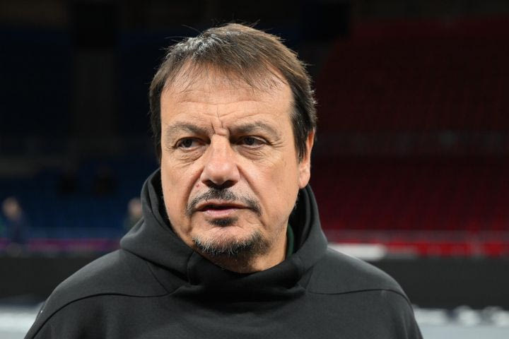 Αταμάν: “Οι διαιτητές πρέπει να προστατεύουν το μπάσκετ, δεν θα μιλήσω για όσα αναφέρει ο Λάσο, τον σέβομαι”