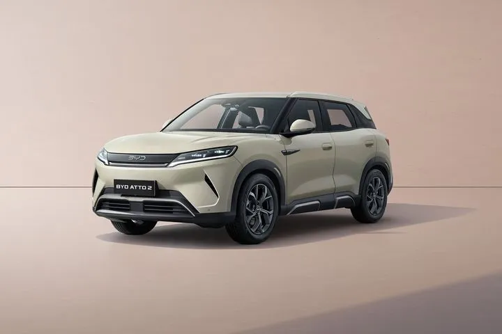 Σύντομα στην Ελλάδα η νέα δυνατή πρόταση Atto 2- Ντεμπούτο στις Βρυξέλλες για το πιο προσιτό SUV της BYD