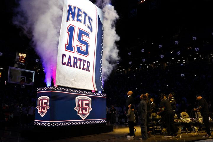 Οι Νετς τίμησαν τον Βινς Κάρτερ και απέσυραν τη φανέλα με το No.15