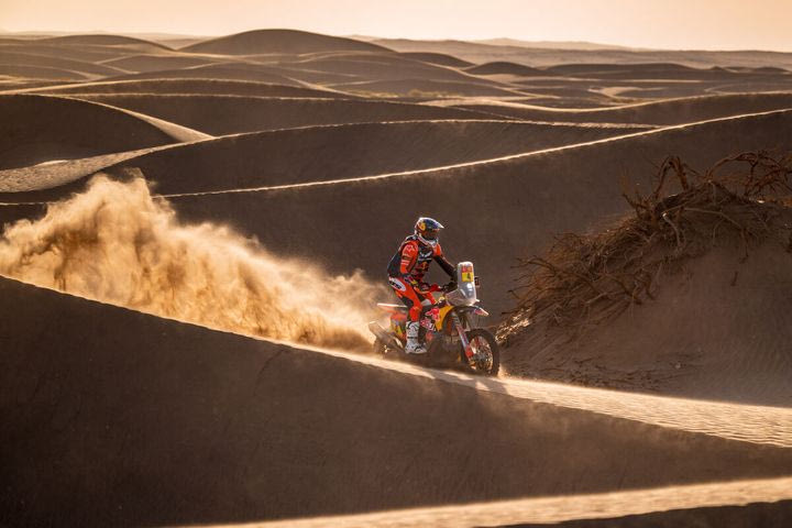 Ο Σάντερς της ΚΤΜ συνέχισε την “πτήση” του και στην ΕΔ2 του Ντακάρ, στα 12′ το προβάδισμά του στη γενική