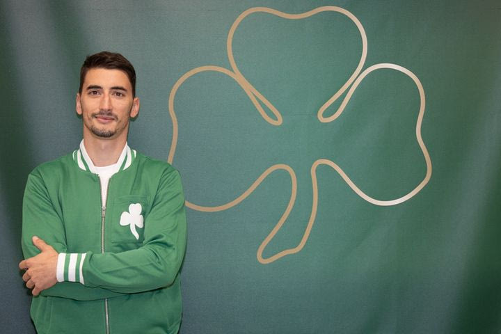 Τζούριτσιτς: “Είχα προτάσεις από άλλους συλλόγους, αλλά θέλω να βρίσκομαι στον Παναθηναϊκό”