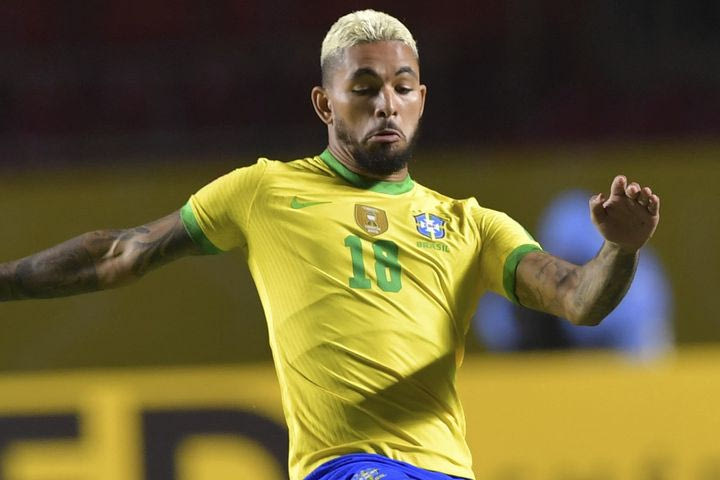 Νότιγχαμ, μεταγραφές: Σε επαφές με τον Ντόουγκλας Λουίς