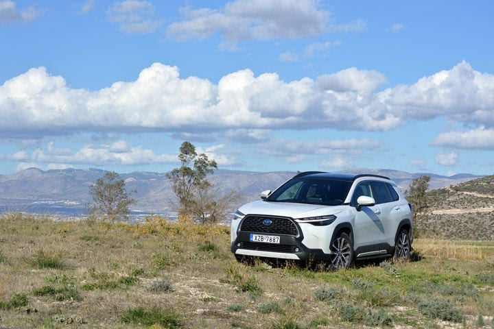 Οδηγούμε την καλύτερη Corolla- Το εναλλακτικό SUV της Toyota που έχει παρουσία σε κάθε κατηγορία