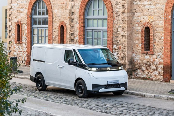 Farizon Supervan: Η καλύτερη ώρα για την απόκτηση του “έξυπνο” βαν από το μέλλον- Δες την άπαιχτη τιμή