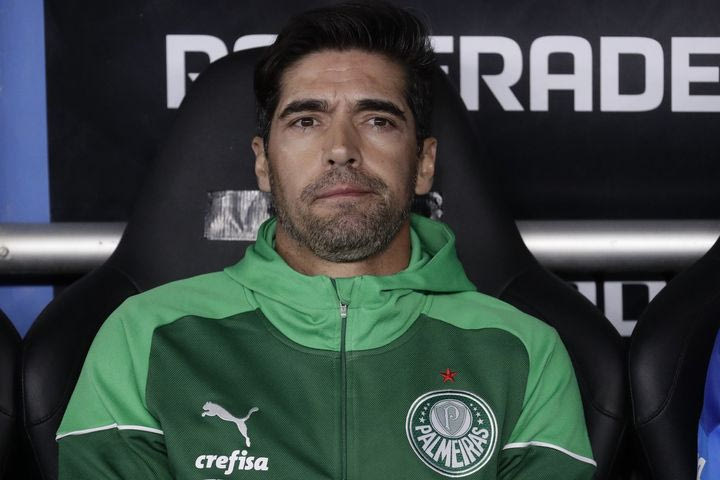 Ο Αμπέλ Φερέιρα απέρριψε πρόταση της Νότιγχαμ, μετά την απομάκρυνση του Νούνο Εσπιρίτο Σάντο