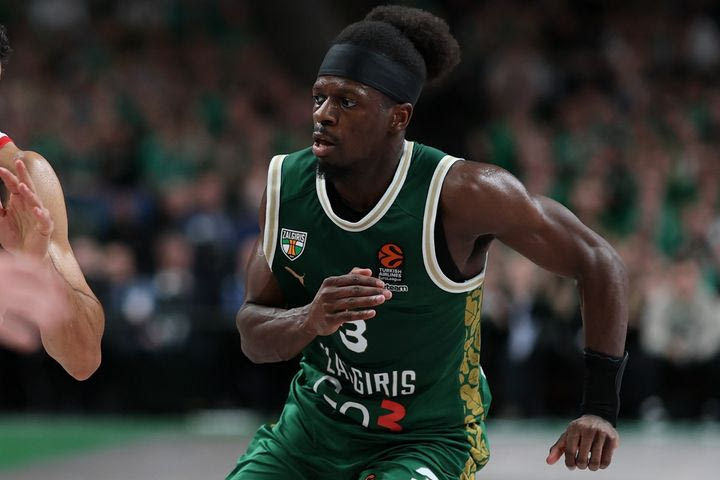 Ζάλγκιρις – Βίρτους 77-68: Ο Φρανσίσκο γύρισε και καθάρισε την Μπολόνια