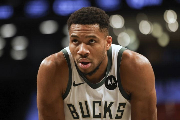 NBA, Γιάννης Αντετοκούνμπο: Τα highlights της 35άρας του κόντρα στους Σπερς, που πήγε στράφι