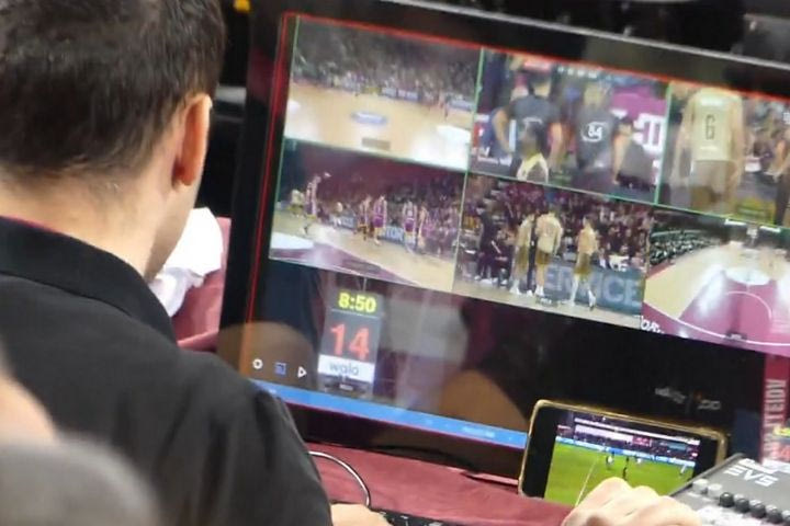 Απίθανο σκηνικό στο Γέιδα – Ζιρόνα για την Liga Endesa: Οι χειριστές του instant replay έβλεπαν ποδόσφαιρο