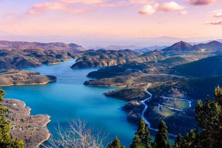 Το SPORT24 πάει εκδρομή και μαζί με την AVIS ανεβάζουν τον πήχη στη διασκέδαση