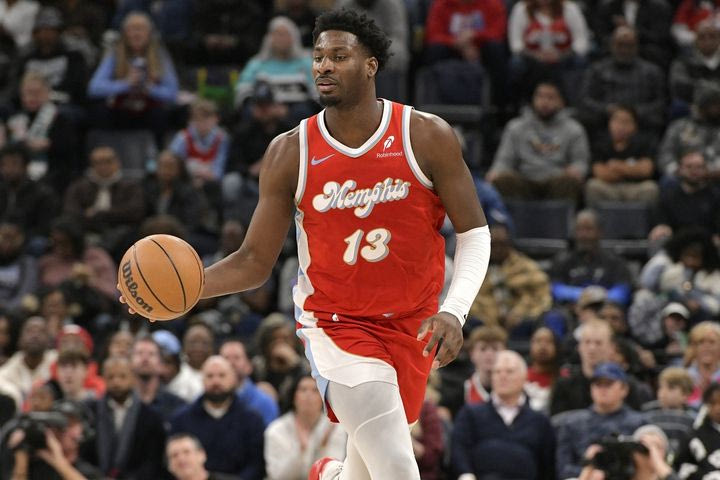 NBA: Οι Γκρίζλις λύγισαν τον “διπλό” Γουεμπανιαμά, άνετη νίκη με 128-109 του Μέμφις